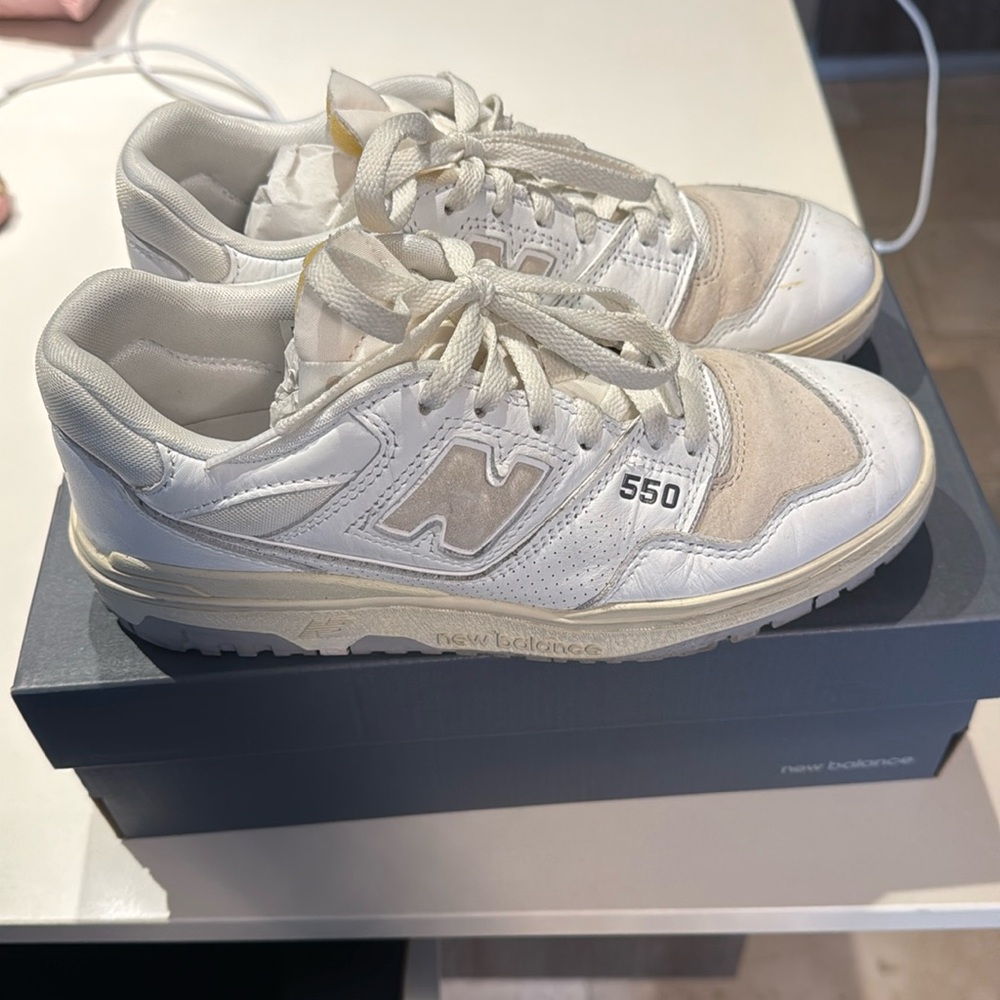 New Balance 550